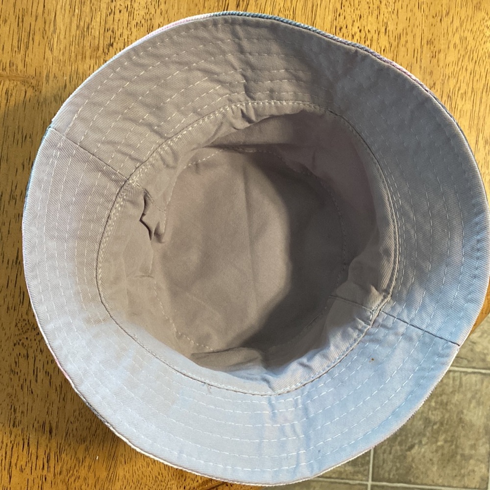 Bucket hat - Picture 2 of 3